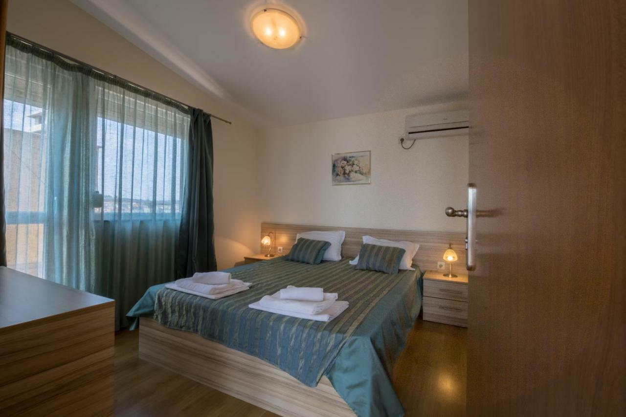 семеен бриз Otel